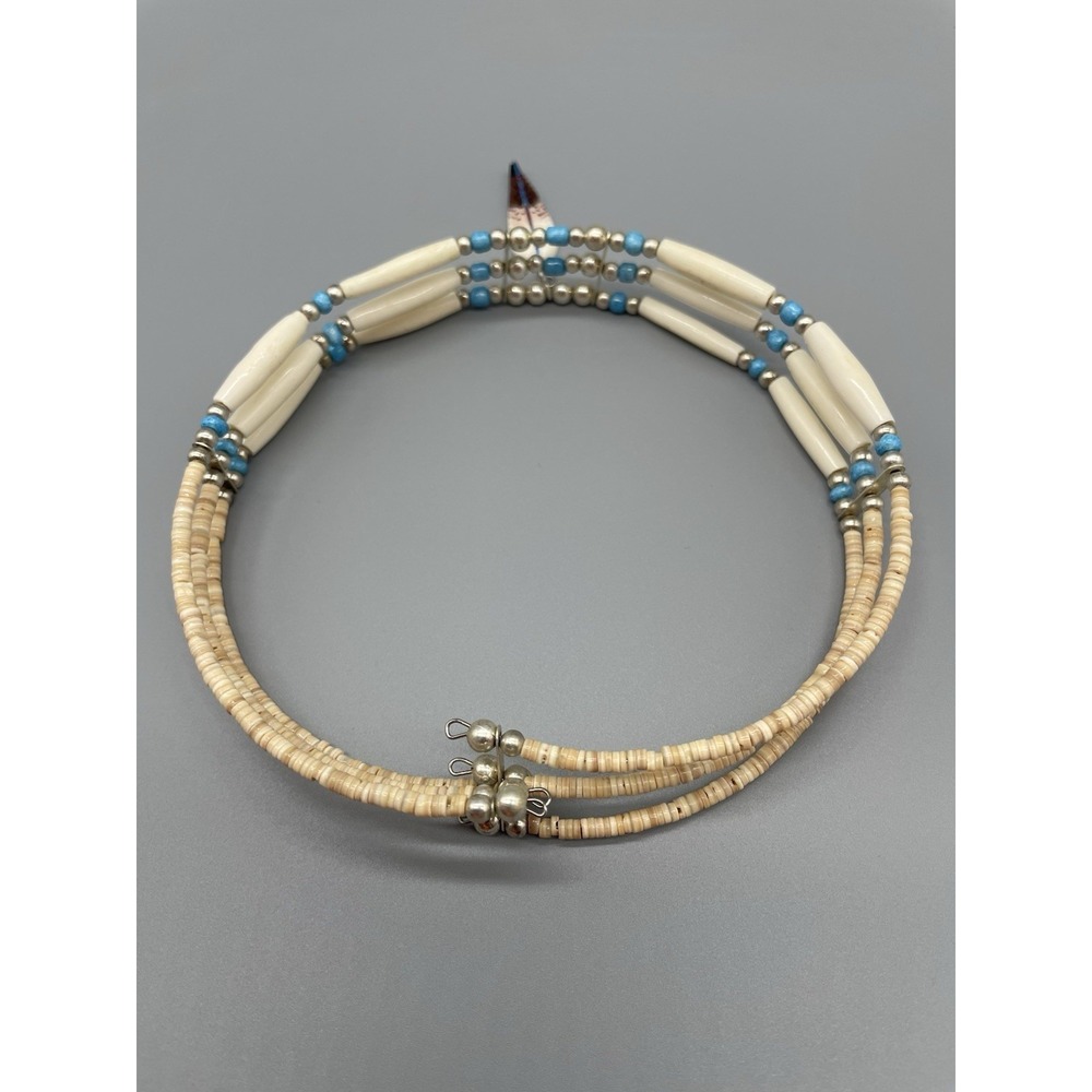 Handmade native necklace cream, turquoise, silver beads with feather - Picture 8 of 10